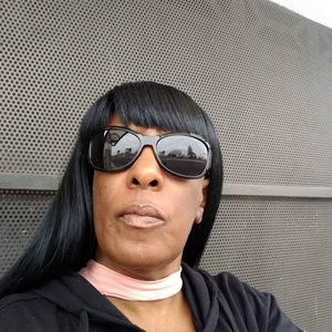 Meet your Posher, Deborah